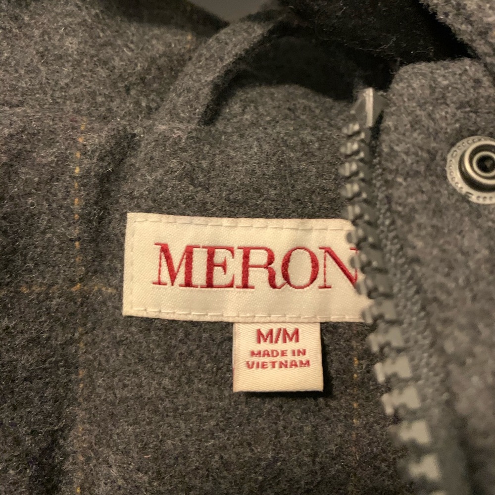 Women’s jacket - Picture 2 of 4